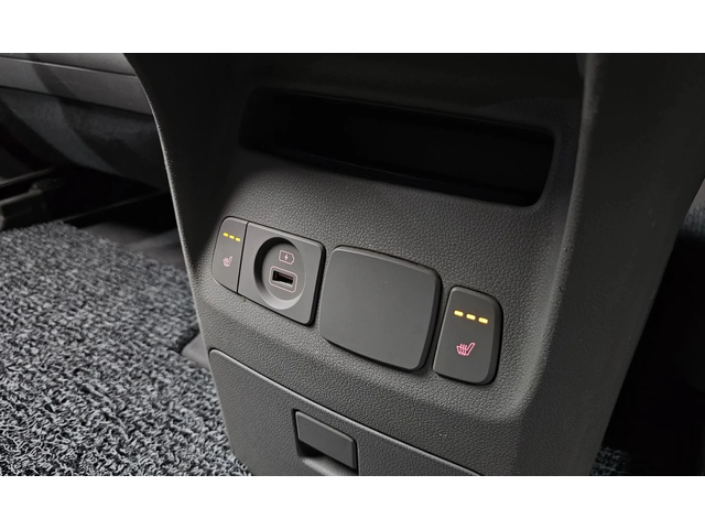 Kia Carnival 9-Seater Prestige - автомобили, коли, обяви за нови и употребявани 14