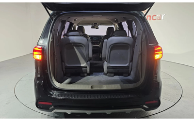 Kia Carnival 9-Seater Prestige - автомобили, коли, обяви за нови и употребявани 15
