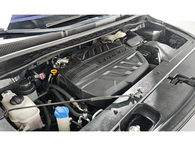 Kia Carnival 9-Seater Prestige - автомобили, коли, обяви за нови и употребявани 4