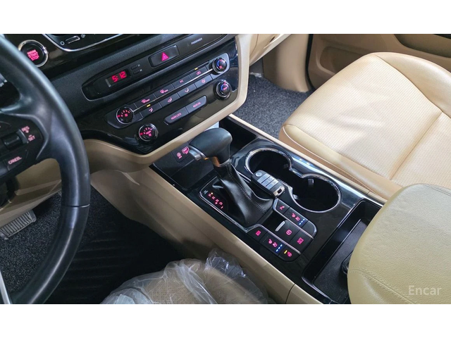 Kia Carnival * PRESTIGE* FULL* 3.3* - автомобили, коли, обяви за нови и употребявани 7