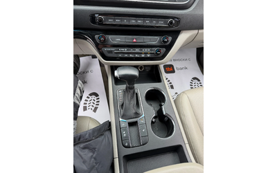 Kia Carnival НАЛИЧЕН* 8- МЕСТЕН* ТОП-ЦЕНА - автомобили, коли, обяви за нови и употребявани 7