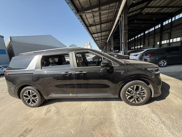 Kia Carnival 2.2 CRDI - OЧАКВАН ВНОС - автомобили, коли, обяви за нови и употребявани 2