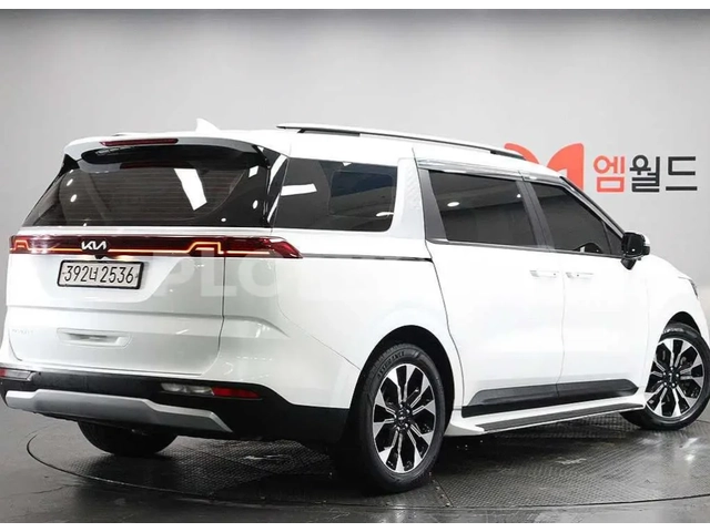 Kia Carnival ПОДГРЕВИ | ОБДУХВАНЕ | КАМЕРА - автомобили, коли, обяви за нови и употребявани 3