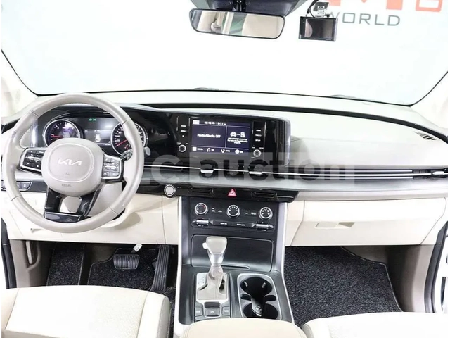 Kia Carnival ПОДГРЕВИ | ОБДУХВАНЕ | КАМЕРА - автомобили, коли, обяви за нови и употребявани 4