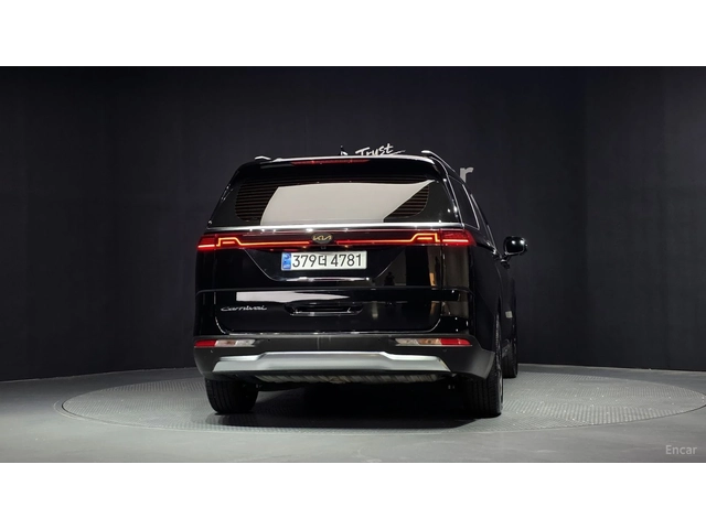 Kia Carnival 3.5* Noblesse* ПОДГРЕВ* ОБДУХВАНЕ* 360* - автомобили, коли, обяви за нови и употребявани 3