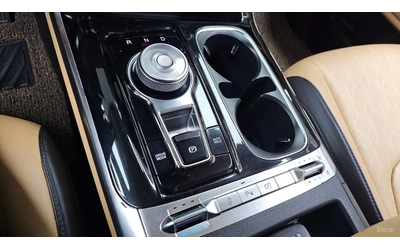 Kia Carnival 3.5* Noblesse* ПОДГРЕВ* ОБДУХВАНЕ* 360* - автомобили, коли, обяви за нови и употребявани 6