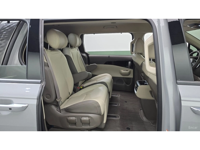 Kia Carnival Gravity* 7МЕСТЕН* ДИСТРОНИК* МАСАЖИ* ОБДУХВАНЕ* - автомобили, коли, обяви за нови и употребявани 8
