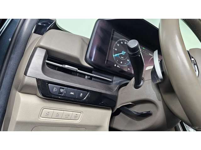Kia Carnival 11-МЕСТЕН Noblesse* КОЖА* ОБДУХВ* НАВИ* ПАНО* 360 - автомобили, коли, обяви за нови и употребявани 11
