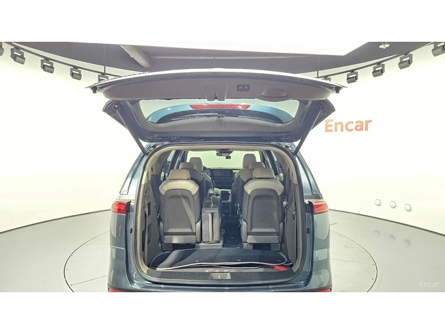 Kia Carnival 11-МЕСТЕН Noblesse* КОЖА* ОБДУХВ* НАВИ* ПАНО* 360 - автомобили, коли, обяви за нови и употребявани 16