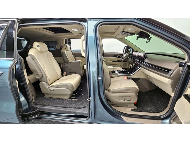 Kia Carnival 11-МЕСТЕН Noblesse* КОЖА* ОБДУХВ* НАВИ* ПАНО* 360 - автомобили, коли, обяви за нови и употребявани 9