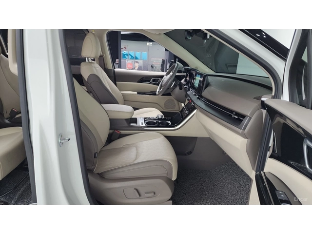 Kia Carnival 9-местен Noblesse* КОЖА* ОБДУХВ* НАВИ* - автомобили, коли, обяви за нови и употребявани 8
