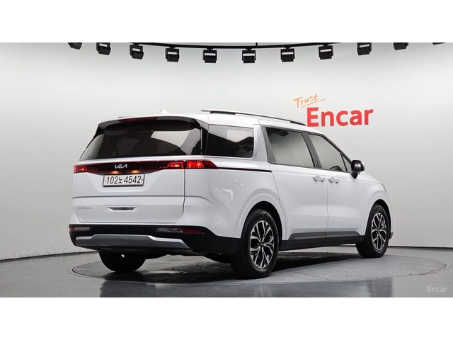 Kia Carnival Prestige* DISTRONIC* ОБДУХВАНЕ* КАМЕРА* 9МЕСТЕН* - автомобили, коли, обяви за нови и употребявани 2