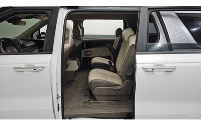 Kia Carnival Prestige* DISTRONIC* ОБДУХВАНЕ* КАМЕРА* 9МЕСТЕН* - автомобили, коли, обяви за нови и употребявани 8