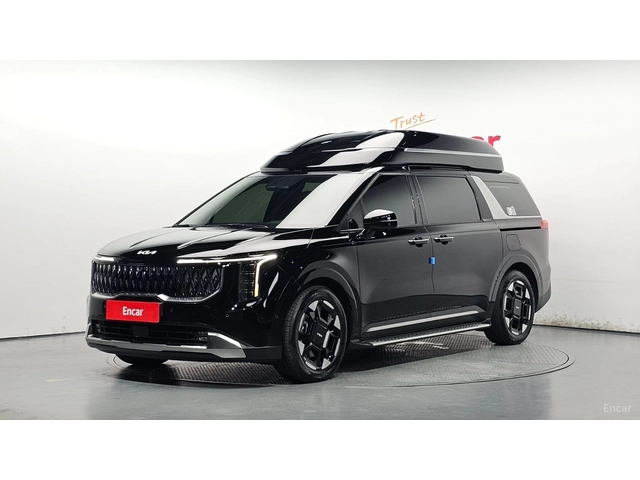 Kia Carnival HIGH-LIMO* DISTRONIC* ОБДУХВАНЕ* МАСАЖИ* 360* HUD* - автомобили, коли, обяви за нови и употребявани 0