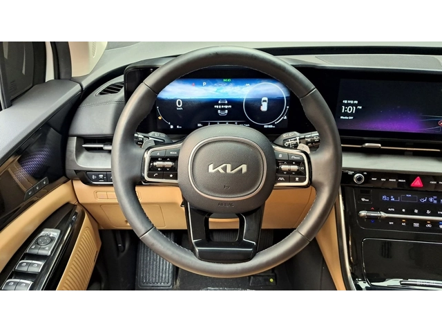 Kia Carnival 9-местен* КОЖА* ОБДУХВ* НАВИ* 360 - автомобили, коли, обяви за нови и употребявани 10