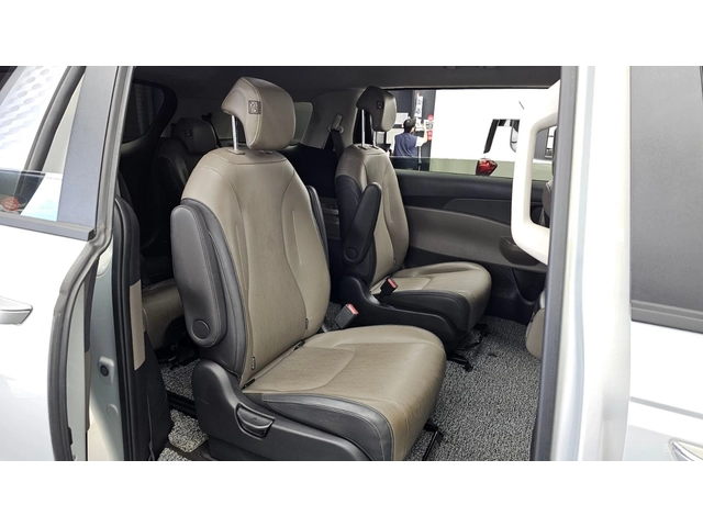 Kia Carnival 3.5* PRESTIGE* ПОДГРЕВ* ОБДУХВАНЕ* КАМЕРА* КОЖА* - автомобили, коли, обяви за нови и употребявани 10