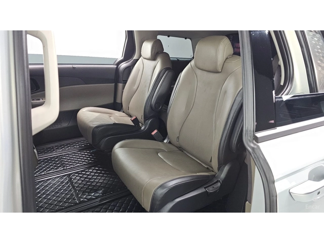 Kia Carnival HYBRID* NOBLESSE* TV* 360* HUD* ПОДГРЕВ* ОБДУХВАНЕ - автомобили, коли, обяви за нови и употребявани 10