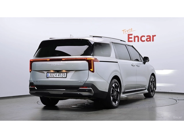 Kia Carnival HYBRID* NOBLESSE* TV* 360* HUD* ПОДГРЕВ* ОБДУХВАНЕ - автомобили, коли, обяви за нови и употребявани 1