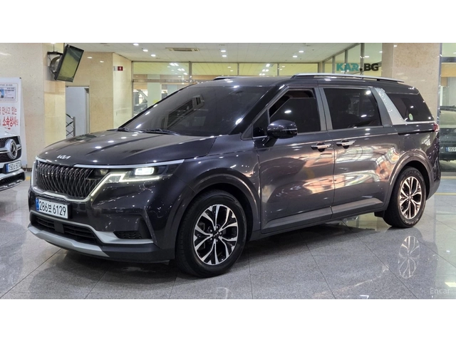 Kia Carnival PRESTIGE* 9МЕСТЕН* КОЖА* ОБДУХВ* ПОДГРЕВ* КАМЕРА - автомобили, коли, обяви за нови и употребявани 0
