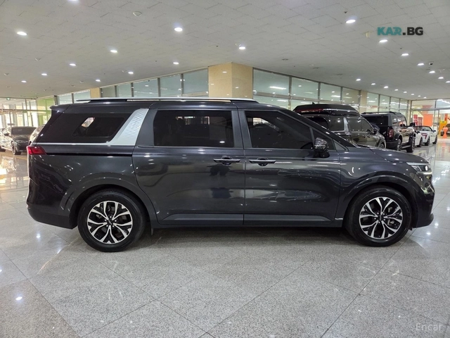 Kia Carnival PRESTIGE* 9МЕСТЕН* КОЖА* ОБДУХВ* ПОДГРЕВ* КАМЕРА - автомобили, коли, обяви за нови и употребявани 4