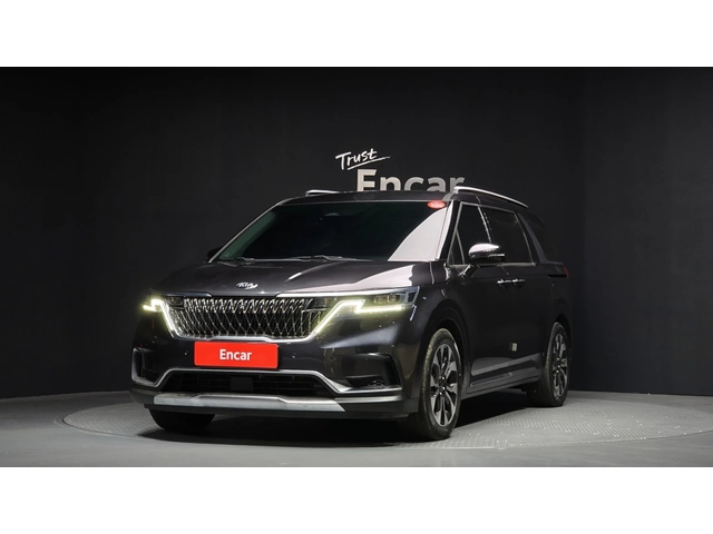 Kia Carnival 7-Seater Noblesse - автомобили, коли, обяви за нови и употребявани 0