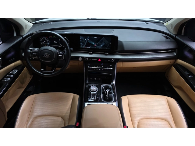 Kia Carnival 7-Seater Signature - автомобили, коли, обяви за нови и употребявани 6
