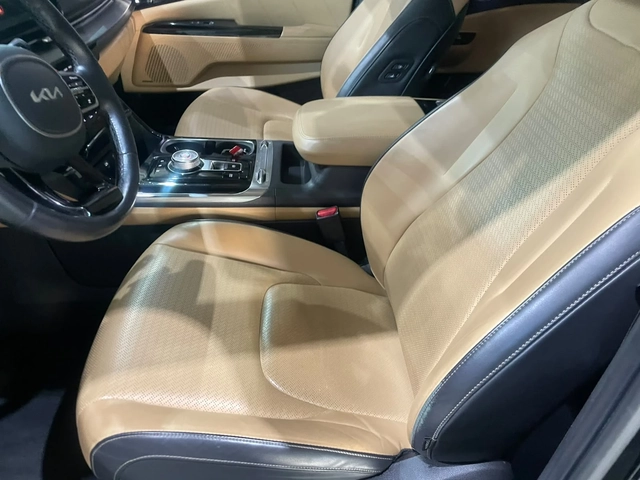 Kia Carnival 2.2 CRDi ! Signature ! 8+ 1 ! - автомобили, коли, обяви за нови и употребявани 4