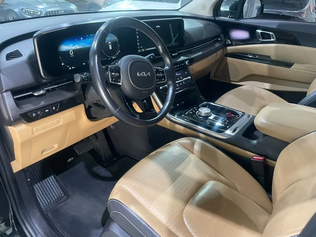 Kia Carnival 2.2 CRDi ! Signature ! 8+ 1 ! - автомобили, коли, обяви за нови и употребявани 5