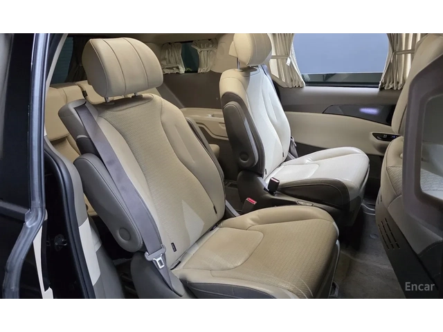 Kia Carnival HIGH LIMOUSINE/ ОБДУХ / 360 КАМЕРИ / ПАНО / FULL - автомобили, коли, обяви за нови и употребявани 11