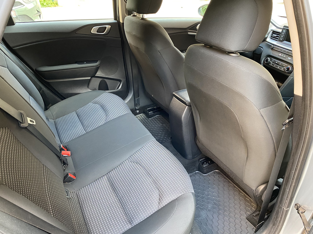 Kia Ceed 1.4 /Cool /SW - автомобили, коли, обяви за нови и употребявани 23