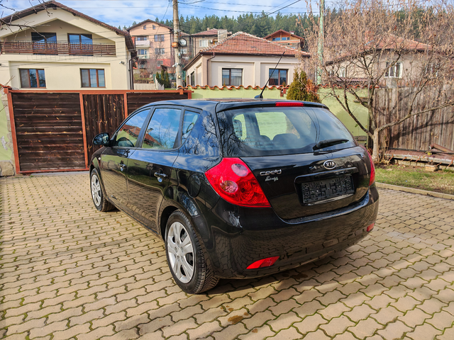 Kia Ceed 1.4 -ГАЗ - автомобили, коли, обяви за нови и употребявани 5