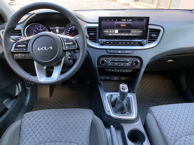 Kia Ceed 1.5 T-GDI/ Spin/ Гаранция до 2032г. - автомобили, коли, обяви за нови и употребявани 9