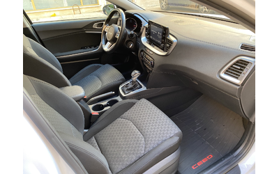 Kia Ceed 1.5 T-GDI/ Spin/ SW/ DCT - автомобили, коли, обяви за нови и употребявани 10