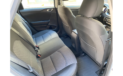 Kia Ceed 1.5 T-GDI/ Spin/ SW/ DCT - автомобили, коли, обяви за нови и употребявани 12