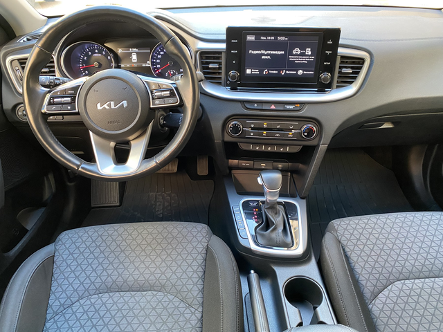 Kia Ceed 1.5 T-GDI/ Spin/ SW/ DCT - автомобили, коли, обяви за нови и употребявани 8