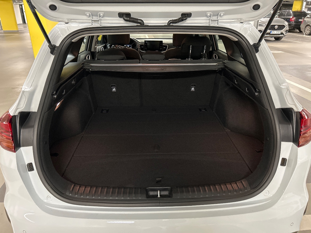 Kia Ceed 1.5 T-GDI/ Spin/ SW/ DCT/ Oчакван ! - автомобили, коли, обяви за нови и употребявани 6