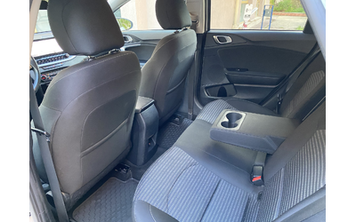 Kia Ceed 1.5 T-GDI/ Top/SW/ ГАРАНЦИ ДО 12/2029г/ Налична! - автомобили, коли, обяви за нови и употребявани 11