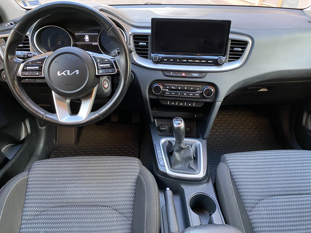 Kia Ceed 1.5 T-GDI/ Top/SW/ ГАРАНЦИ ДО 12/2029г/ Налична! - автомобили, коли, обяви за нови и употребявани 8