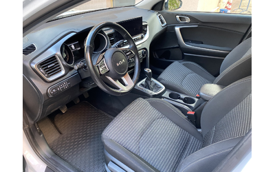 Kia Ceed 1.5 T-GDI/ Top/SW/ ГАРАНЦИ ДО 12/2029г/ Налична! - автомобили, коли, обяви за нови и употребявани 9