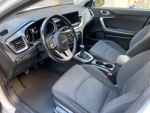 Kia Ceed 1.5 T-GDI/ Top/SW/ ГАРАНЦИ ДО 12/2029г/ Налична! - автомобили, коли, обяви за нови и употребявани 9
