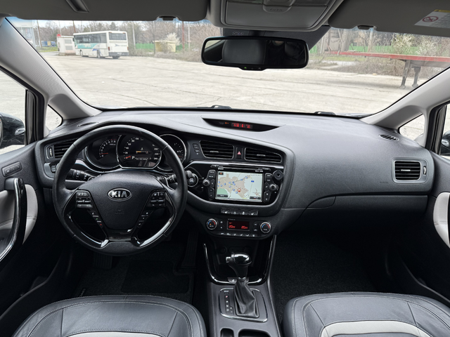 Kia Ceed 1.6i AUTOMATIC - автомобили, коли, обяви за нови и употребявани 7