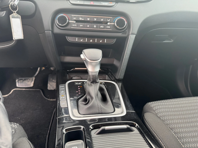 Kia Ceed 1.5 /ТОП 8200 КМ ЛИЗИНГ!!!!! - автомобили, коли, обяви за нови и употребявани 13