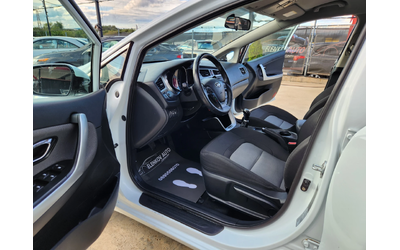 Kia Ceed 1.6 CRDI-128 к.с EURO 5b-ШВЕЙЦАРИЯ - автомобили, коли, обяви за нови и употребявани 10