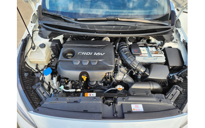 Kia Ceed 1.6 CRDI-128 к.с EURO 5b-ШВЕЙЦАРИЯ - автомобили, коли, обяви за нови и употребявани 15