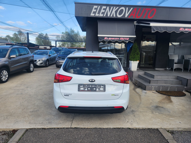 Kia Ceed 1.6 CRDI-128 к.с EURO 5b-ШВЕЙЦАРИЯ - автомобили, коли, обяви за нови и употребявани 6