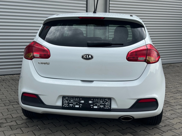 Kia Ceed 1, 4i GPL, 100ps, 6ck., usb, aux, клима, борд, мул - автомобили, коли, обяви за нови и употребявани 6