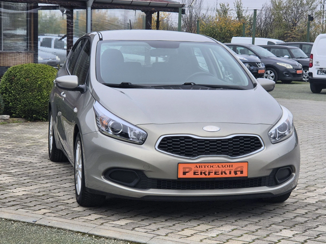 Kia Ceed 1.4crdi 90к.с. - автомобили, коли, обяви за нови и употребявани 3