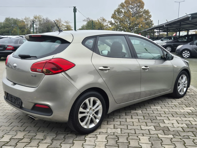 Kia Ceed 1.4crdi 90к.с. - автомобили, коли, обяви за нови и употребявани 6