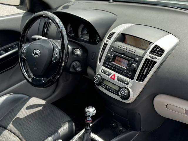 Kia Ceed 1.6d 115kc. - автомобили, коли, обяви за нови и употребявани 10