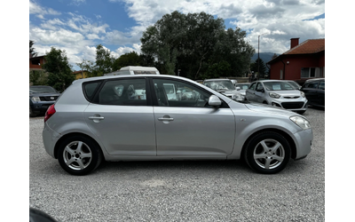 Kia Ceed 1.6d 115kc. - автомобили, коли, обяви за нови и употребявани 7